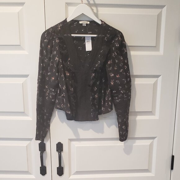 NWT: American Eagle Outfitters V Neck Ruffle Lace Blouse Top Size XS - Picture 1 of 3